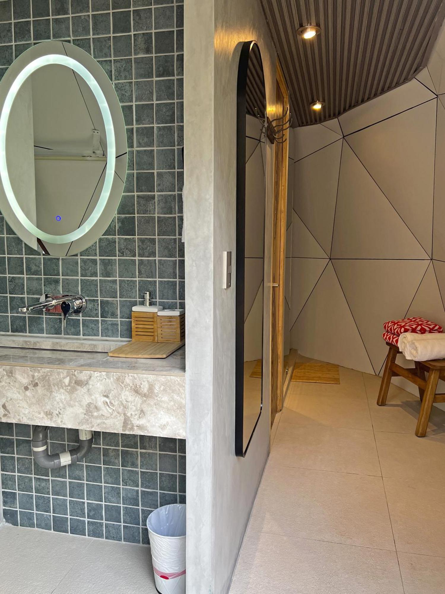 Almare Zonte - Beachfront Glamping Hotel El Zonte Bagian luar foto