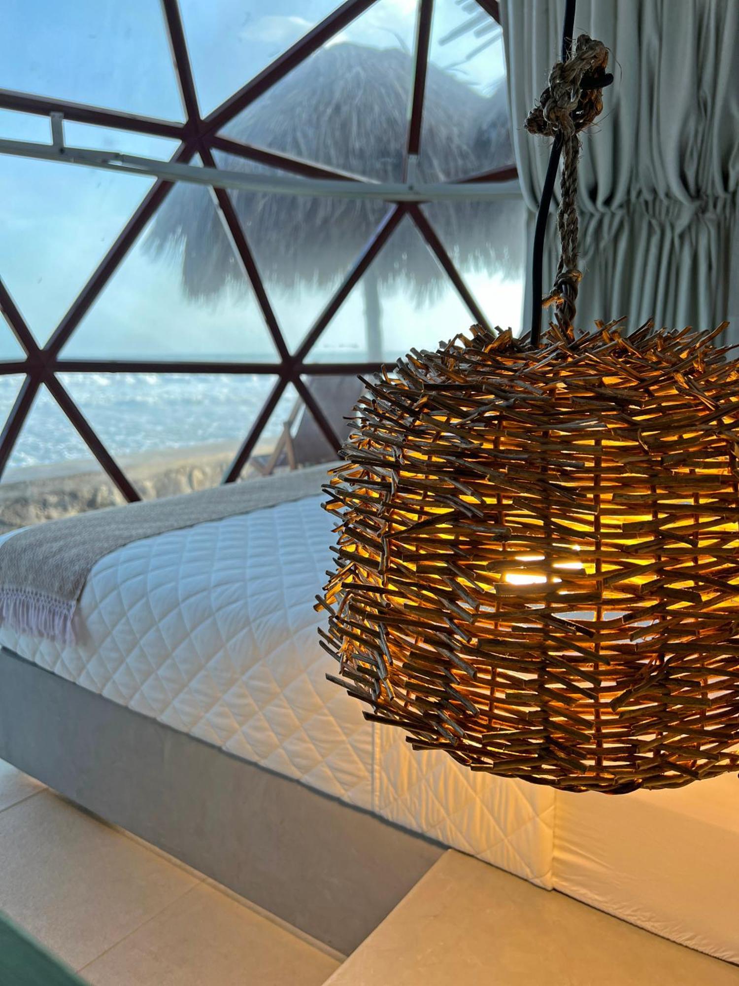 Almare Zonte - Beachfront Glamping Hotel El Zonte Bagian luar foto